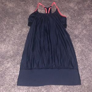 EUC Lululemon tank with built in sports bra